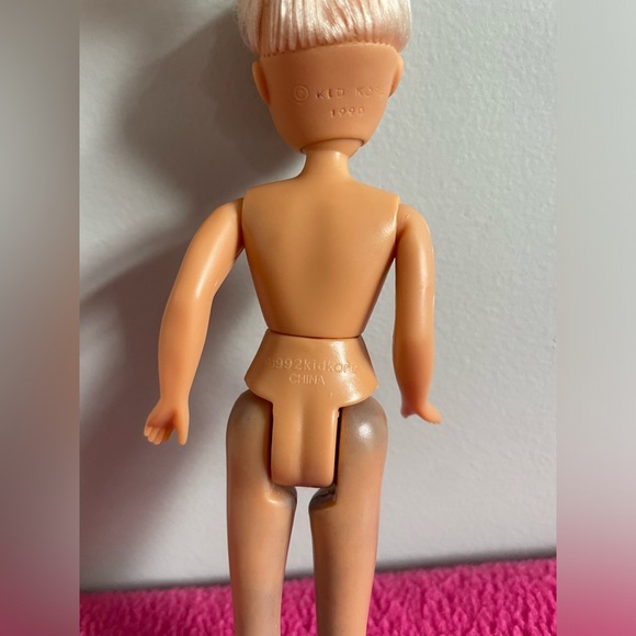 Vintage Kid Kore Doll in Original Outfit (1992) 7.5” - Picture 5 of 6